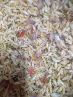 भेलपुरी चाट (Bhelpuri chaat recipe in Hindi) रेसिपी मुख्य फोटो