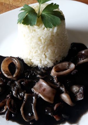 Foto principal de Calamares en su tinta