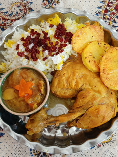 عکسی از دستور زرشک پلو با مرغ
