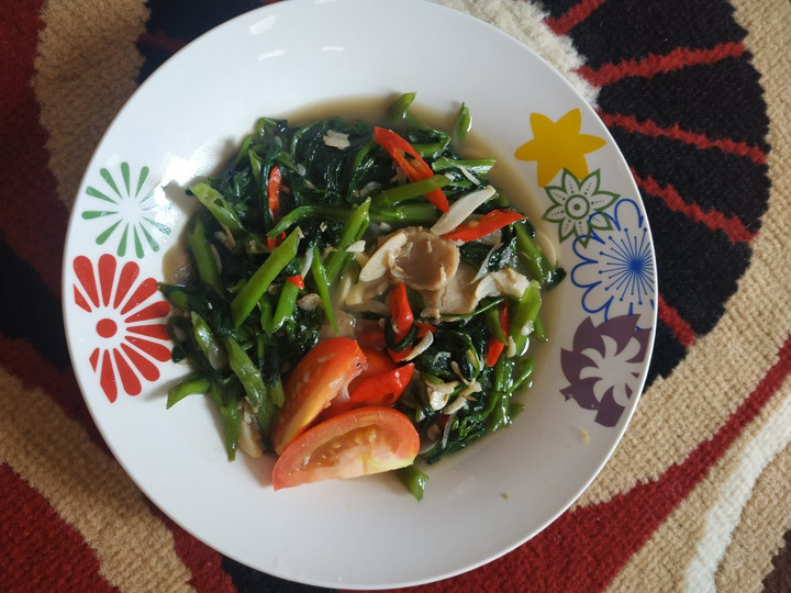 Langkah Mudah untuk Menyiapkan Tumis kangkung andalan keluarga, Enak Banget