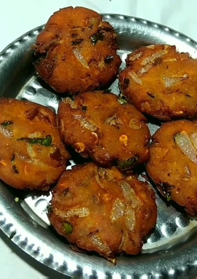 உருளைக்கிழங்கு கார வடை செய்முறை முக்கிய புகைப்படம்