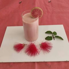 A picture of Guava shake.