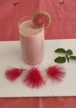 A picture of Guava shake.