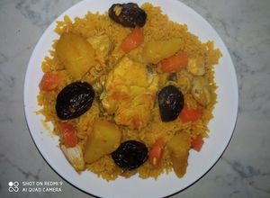 صورة لوصفة أرز حبة طويلة بالدجاج والخضراوات 😋👌