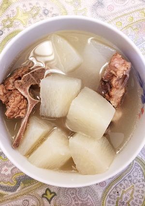 簡單的蘿蔔排骨湯 的食譜成品照片
