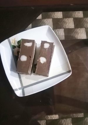 A picture of Polka dot oreo brownie pudding.
