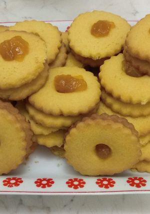 Omlós lekváros linzert recept fotója