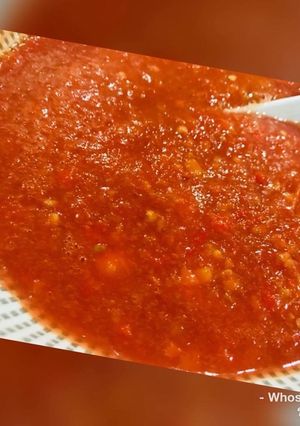 A picture of Whosayna’s Tomato Harbanero Chutney.