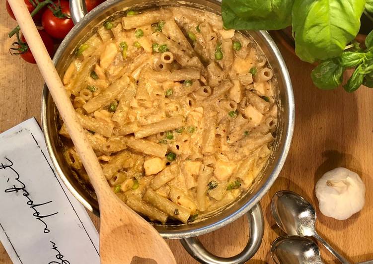 One Pot-Dinkelpasta mit Lachs