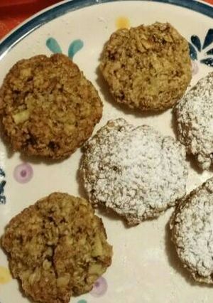 Una foto de Galletas de avena, manzana canela y nueces