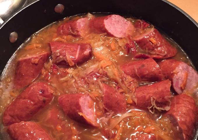 Simple Way to Make Ultimate Kielbasa with Sauerkraut