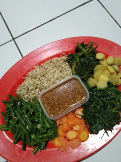 Foto resep Pecel Madiun (Pecel Sayur)