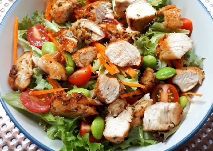 Bagaimana Membuat Vegetable Salad with Honey Glazed Chicken / Salad Sayur yang Enak Banget