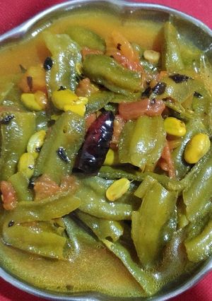 सेम की सब्जी (sem ki sabji recipe in Hindi) रेसिपी मुख्य फोटो