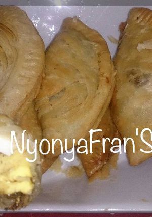 Foto resep Dan ini resep isian spesial ala aku Isian curry puff by nyonya Fran's