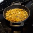 Hélices de lentejas con salsa jardinera