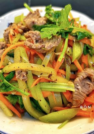 Hình của món Thịt Bò Xào Su Su Cà Rốt.
