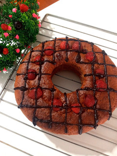 عکسی از دستور کیک توت فرنگی 🍓با پوره توت فرنگی🍓