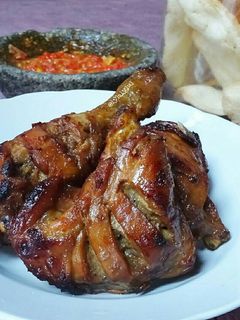 Foto resep Ayam Goreng Bacem