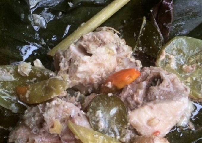 Resep: Garang asem ayam kampung ala salsa Yang Enak