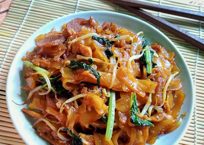 Cara Gampang Membuat Kwetiaw Goreng Spesial & Enak Ala Resto yang Bisa Manjain Lidah