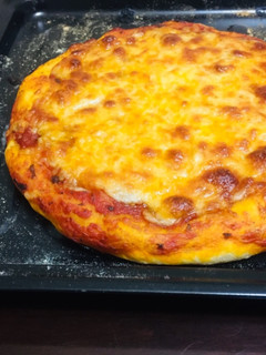 A picture of Wheat Flour cheese Pizza.