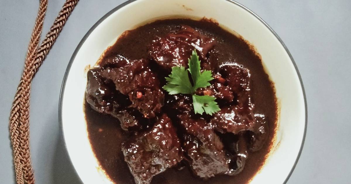 Resep Semur Daging Sapi Mudah dan Praktis Dihidangkan