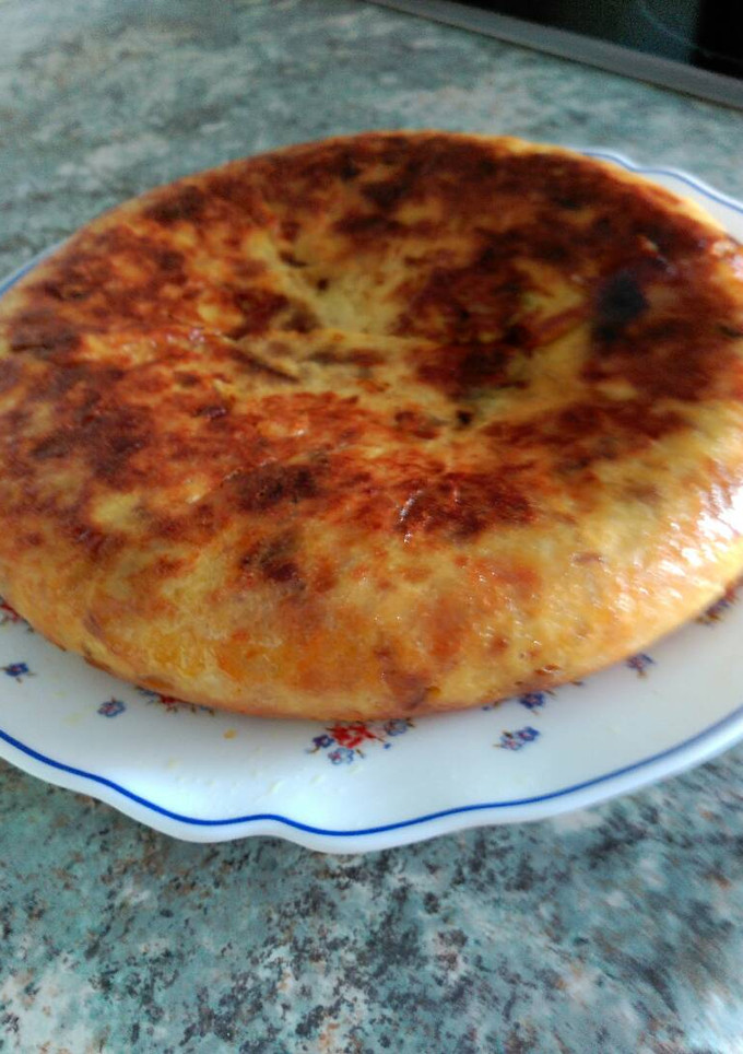 Una foto de Tortilla de patatas y cebolla en GM