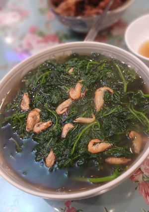 Hình của món Rau tầm bóp nấu tôm trứng.