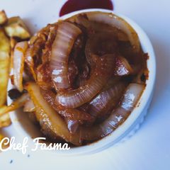 A picture of Spicy onion sauce.