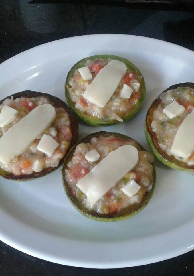 Una foto de Zapallitos rellenos - Vegetarianos