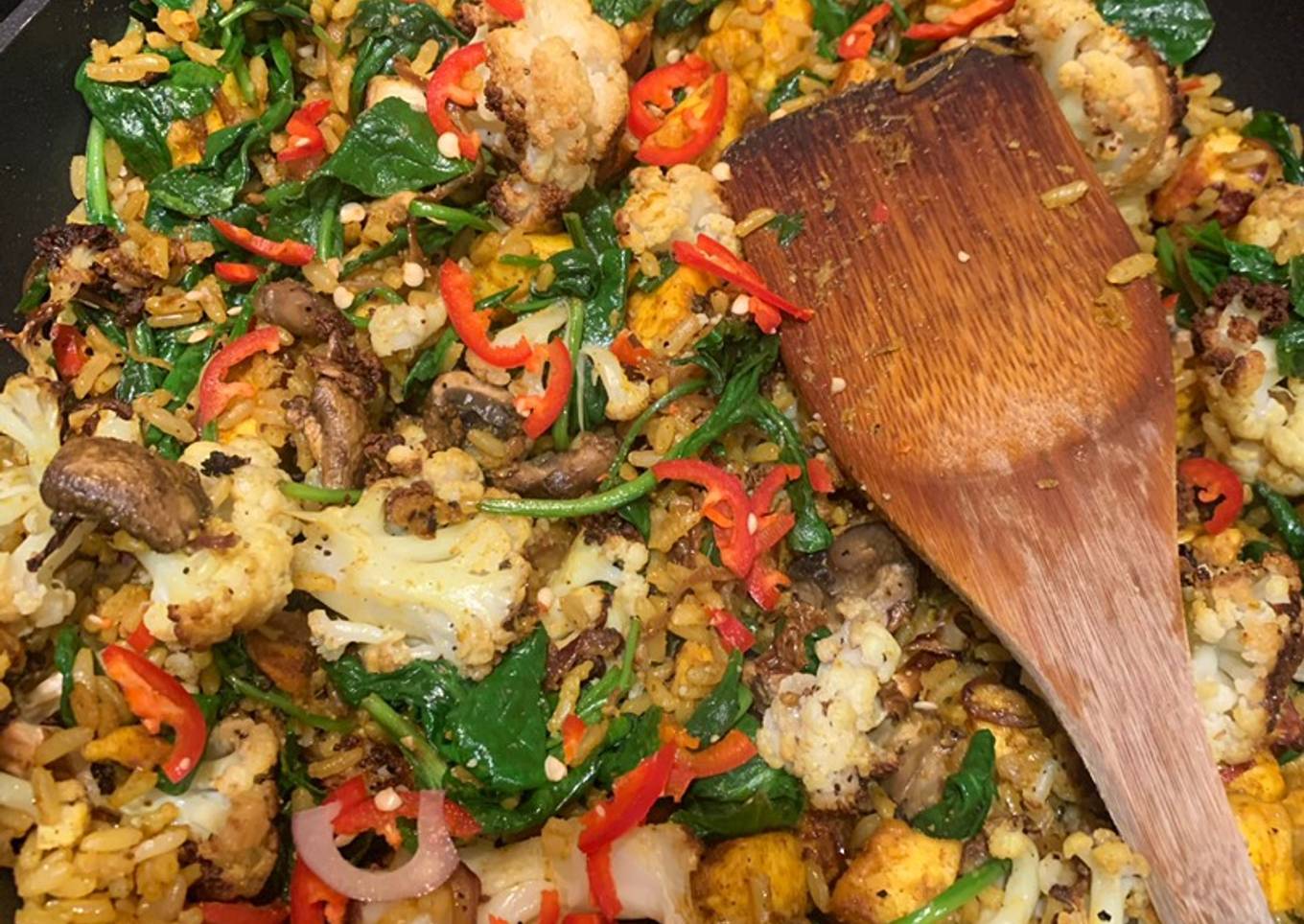 Indian spiced Halloumi and cauliflower rice