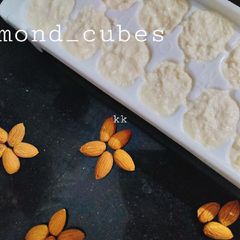 A picture of Almond_Cubes.