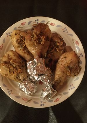 A picture of Garlic and Italian herb chicken drumstick.
