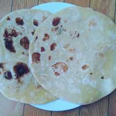 รูปของ Khubz (Roti Yaman)