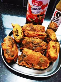 अरबी के पत्ते की पकोड़े (arbi ke patte ki pakode recipe in Hindi) रेसिपी मुख्य फोटो
