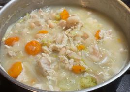 Sopa com proteína