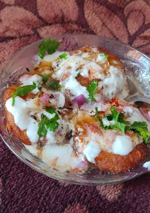 A picture of Aaloo tikki.