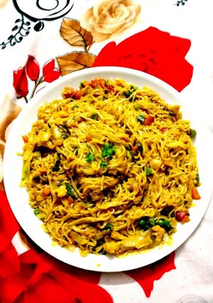 वेज मैगी (Veg Maggi recipe in Hindi) रेसिपी मुख्य फोटो