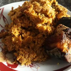 A picture of Porriage beans with potatoes and fish.