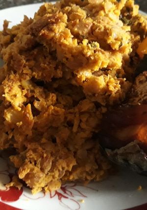 A picture of Porriage beans with potatoes and fish.