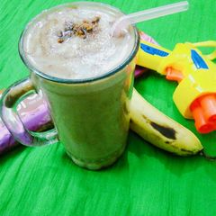 A picture of Banana milk shake.