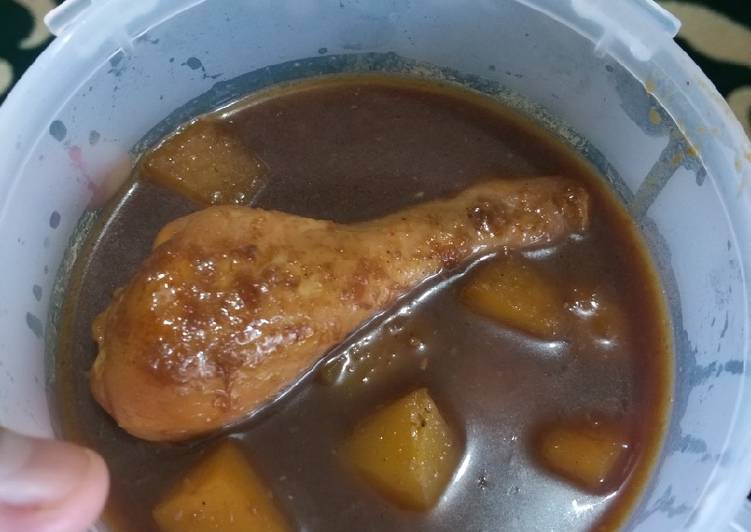 Semur Ayam Kentang