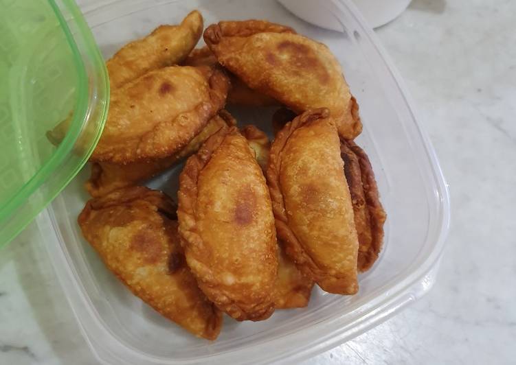 Bekal pastel goreng enakkkk