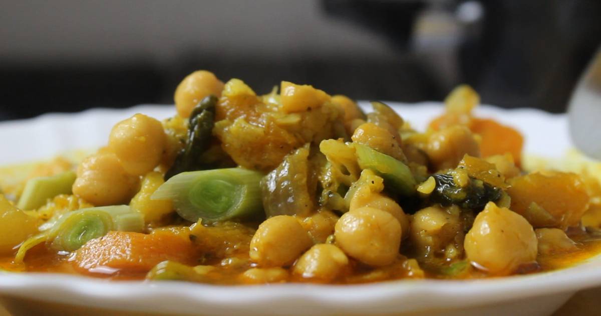 Garbanzos con verduras - ? Recetas Veganas Fáciles Receta de RECETAS  VEGANAS TV- Cookpad