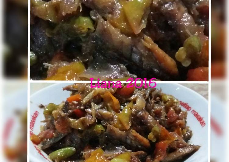 Bahan meracik Sambal Peda Lezat