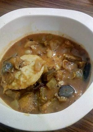 A picture of Millet idli.