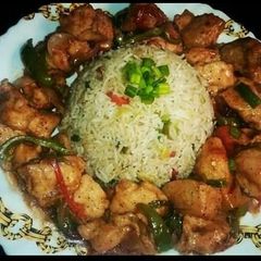 Black pepper Chicken With Fried Rice😋🍲 A picture of Black pepper Chicken With Fried Rice😋🍲.