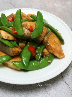 甜豆醬燒鮭魚 的食譜成品照片