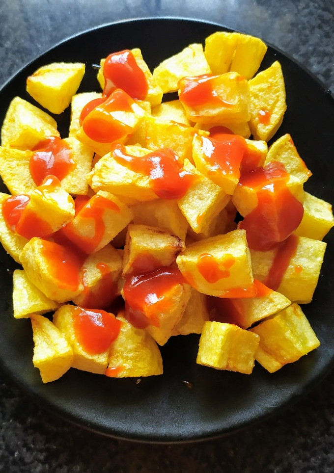 Una foto de Patatas bravas fáciles